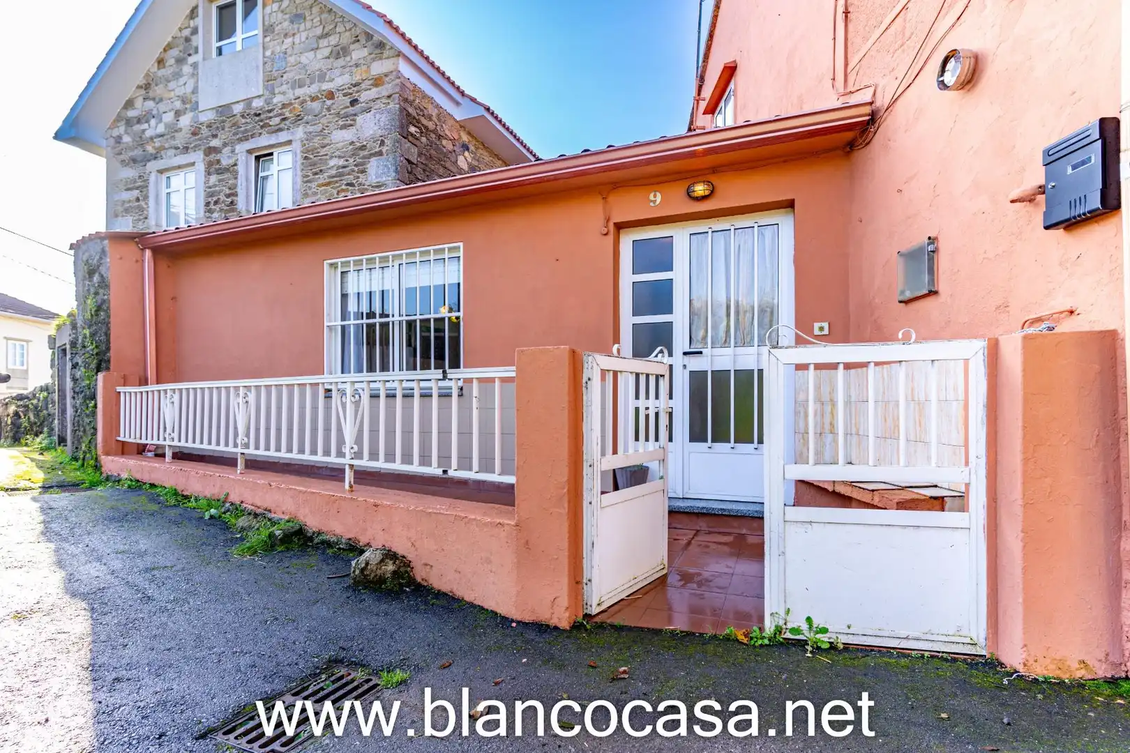 Vista exterior de Casa o chalet de alquiler en Ponteceso con Terraza