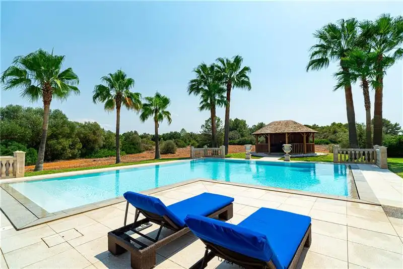 Swimming pool of Country homes for sale in Santa Eugènia, Illes Balears