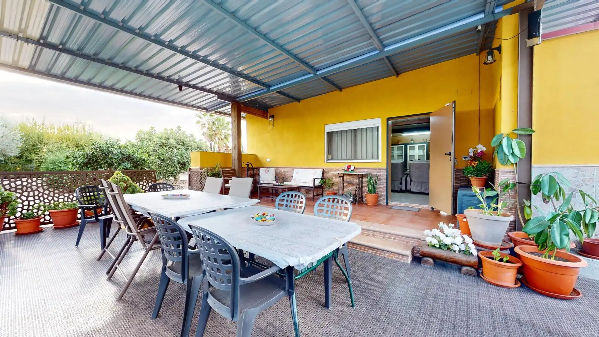 Terraza de Casa o chalet en venta en Córdoba con Aire acondicionado, Calefacción y Jardín privado