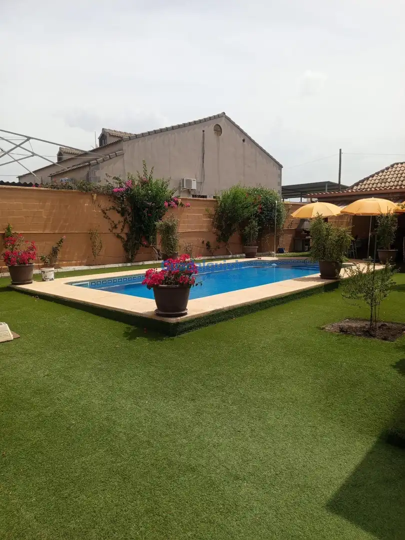 Villa con piscina in vendita a Entrenúcleos, imagen 48