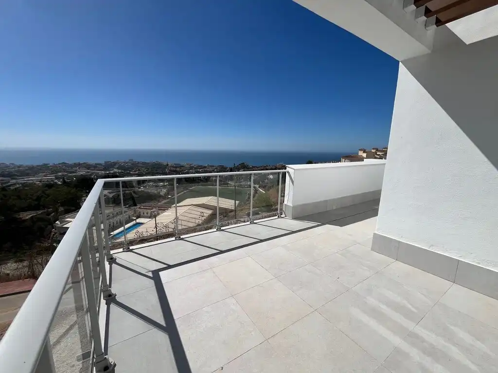 Terraza de Ático en venta en Benalmádena con Terraza y Piscina comunitaria