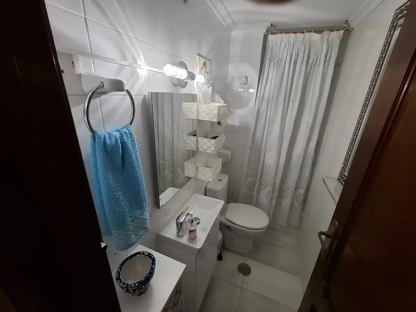 Bathroom of Flat for sale in Fuengirola  with Air Conditioner and Terrace