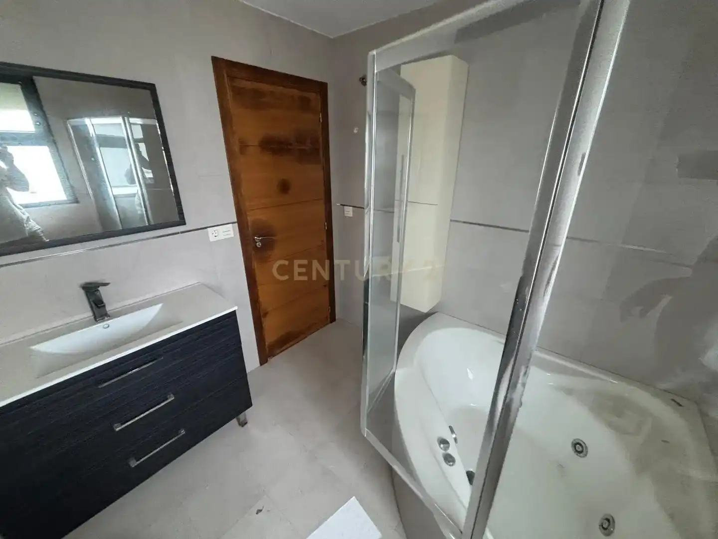 Bany de Apartament en venda en Valencia amb Aire condicionat, Traster i Forn