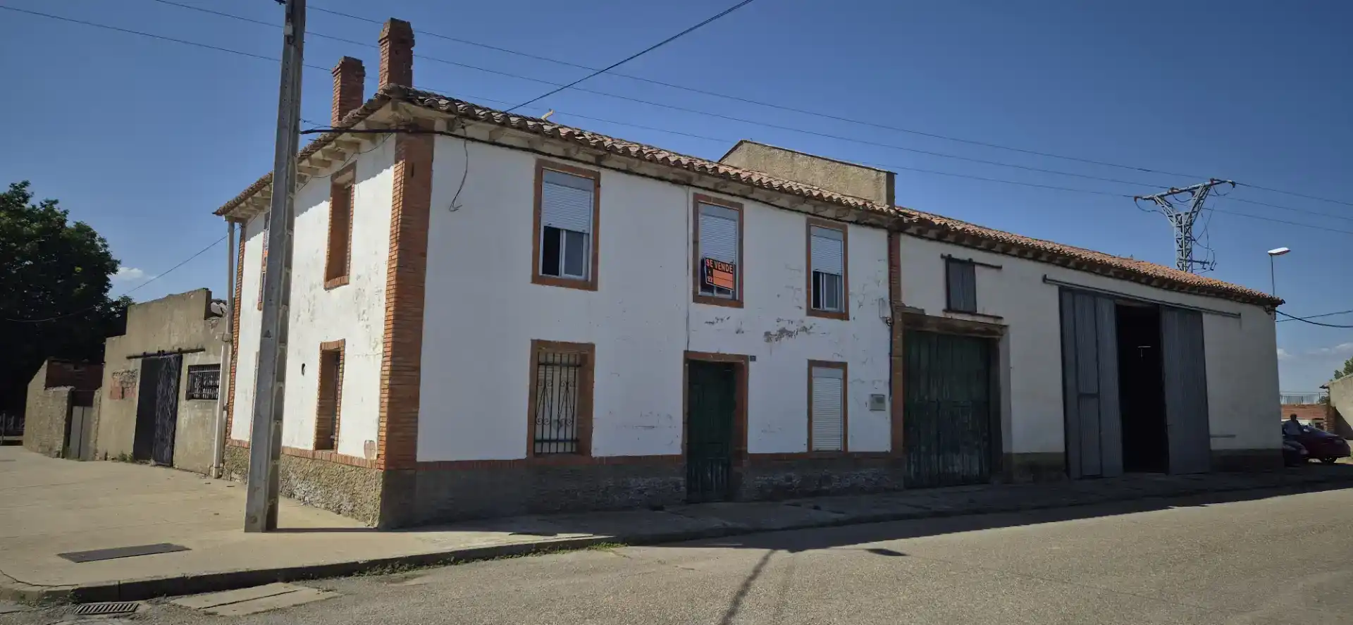Vista exterior de Casa o xalet en venda en Valdepolo
