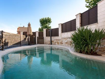 Piscina de Casa o xalet en venda en Cabanillas del Campo amb Piscina