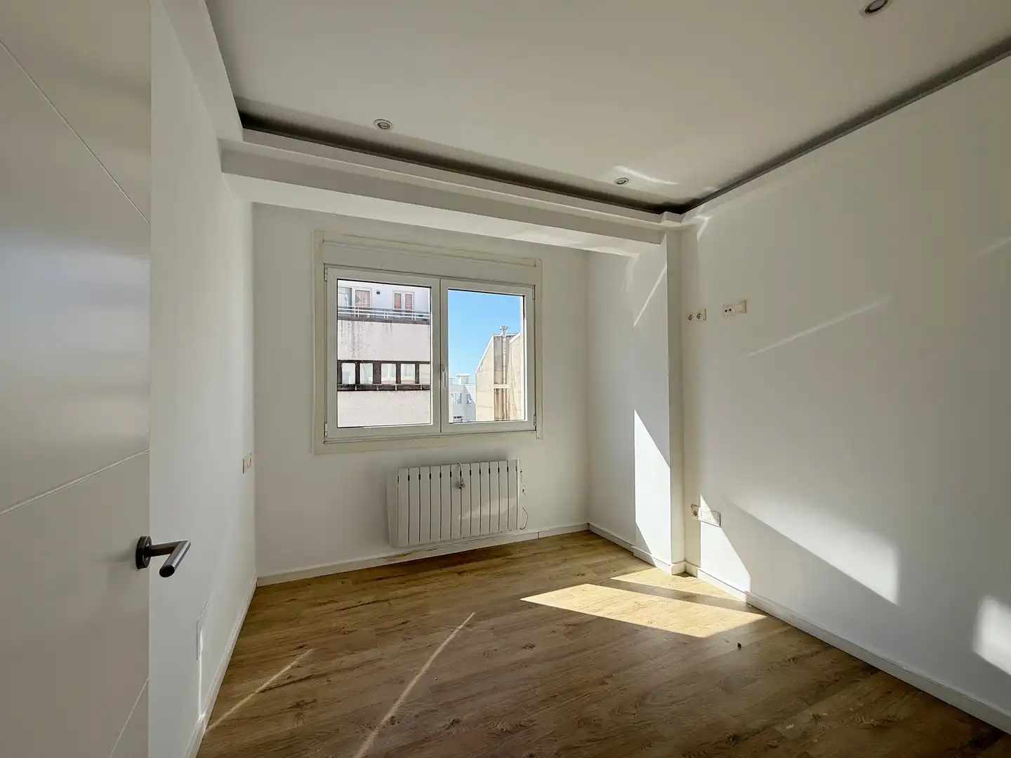 Habitación de Piso de alquiler en A Coruña Capital  con Calefacción