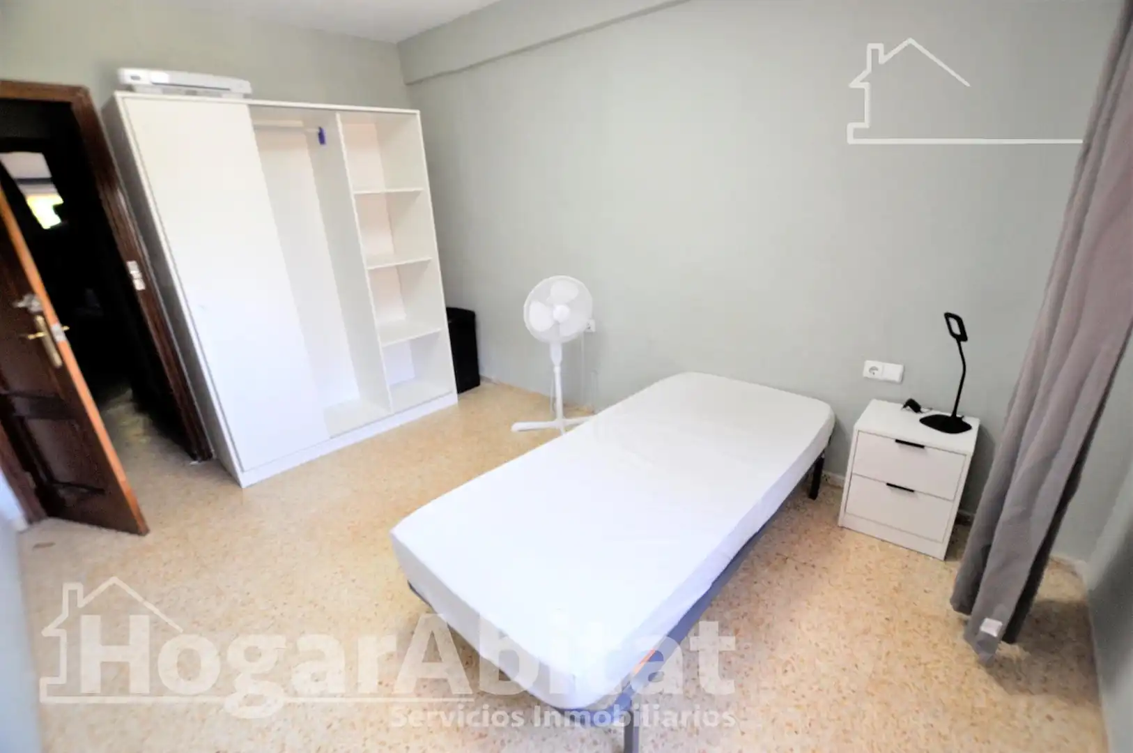 Piso en venta en Calle Luis Fenollet, La Fontsanta