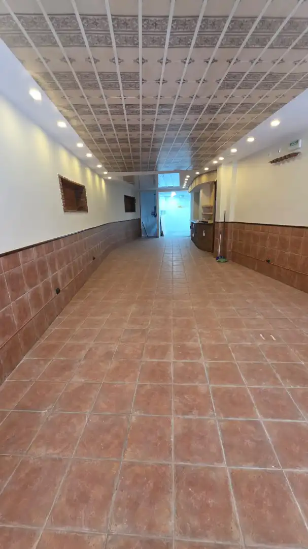 Business premises for sale in Calle José Ramón Mélida 19, imagen 3