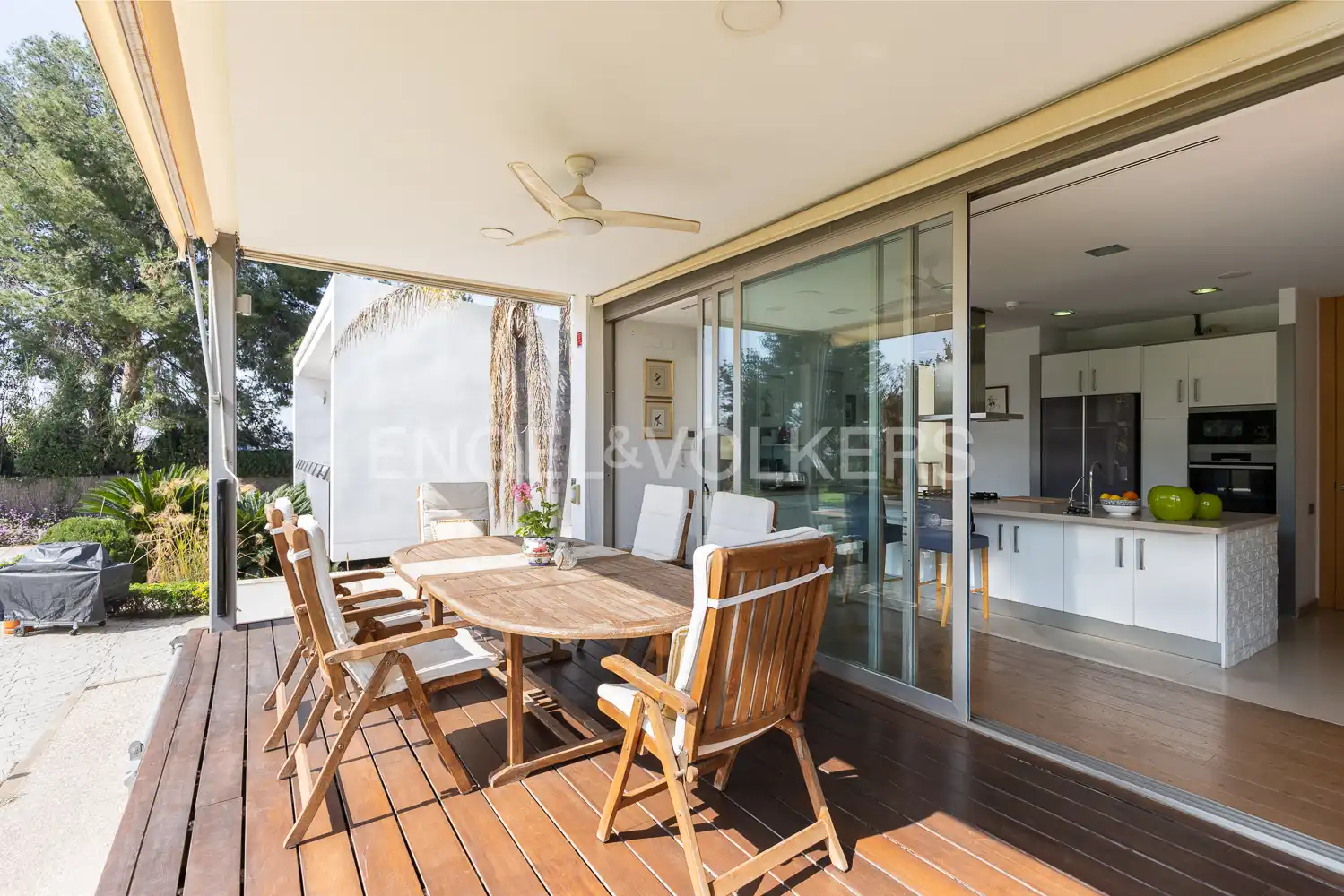 Terrace of Houses for rent in Olocau  with Air Conditioner, Heating and Private garden