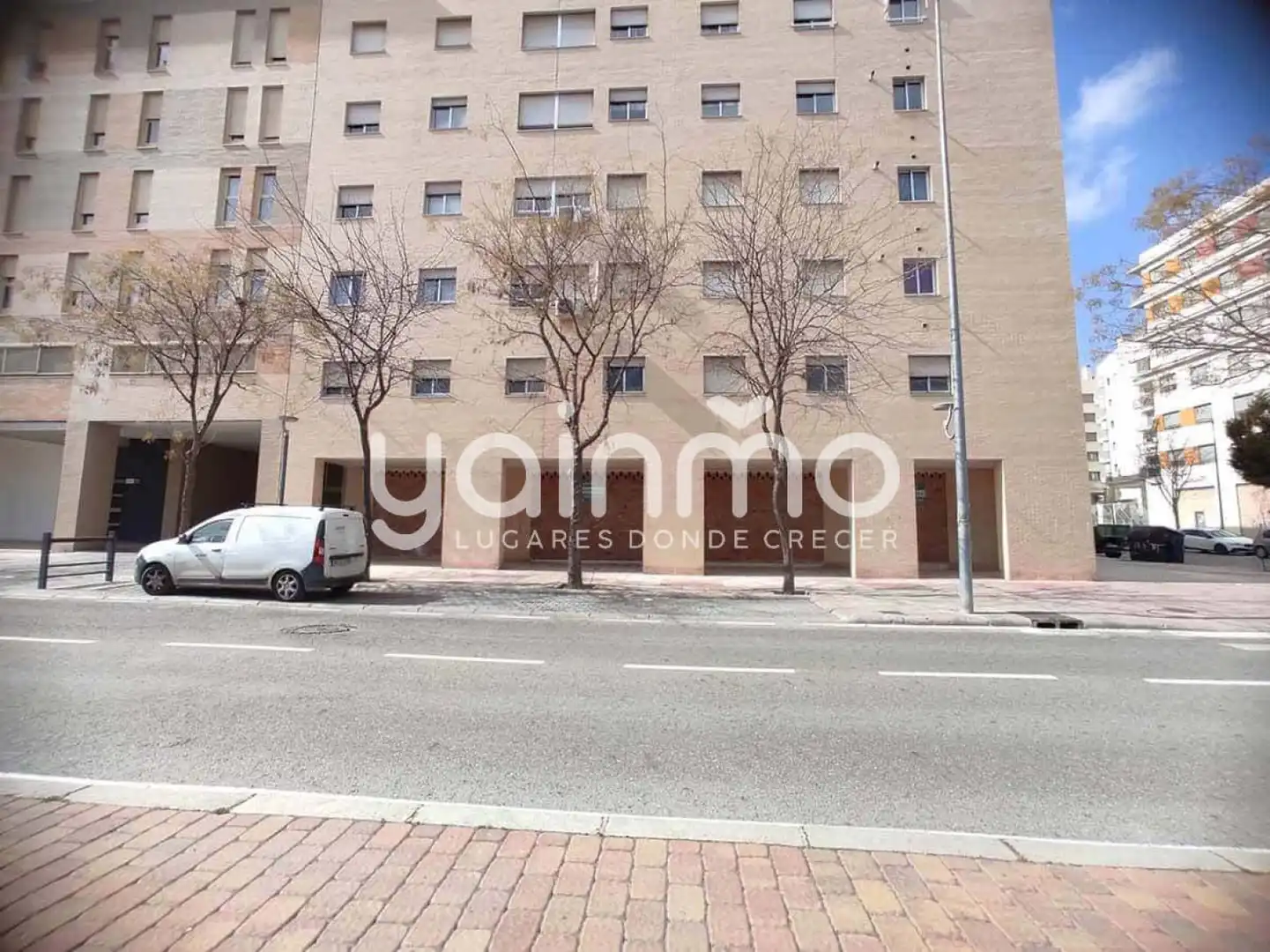 Business premises to rent in Jaén - Paseo de España