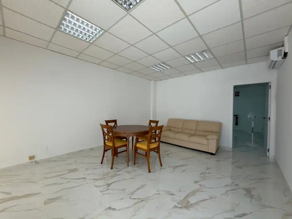 Commercial properties for rent in Calvià  with Air Conditioner and Terrace