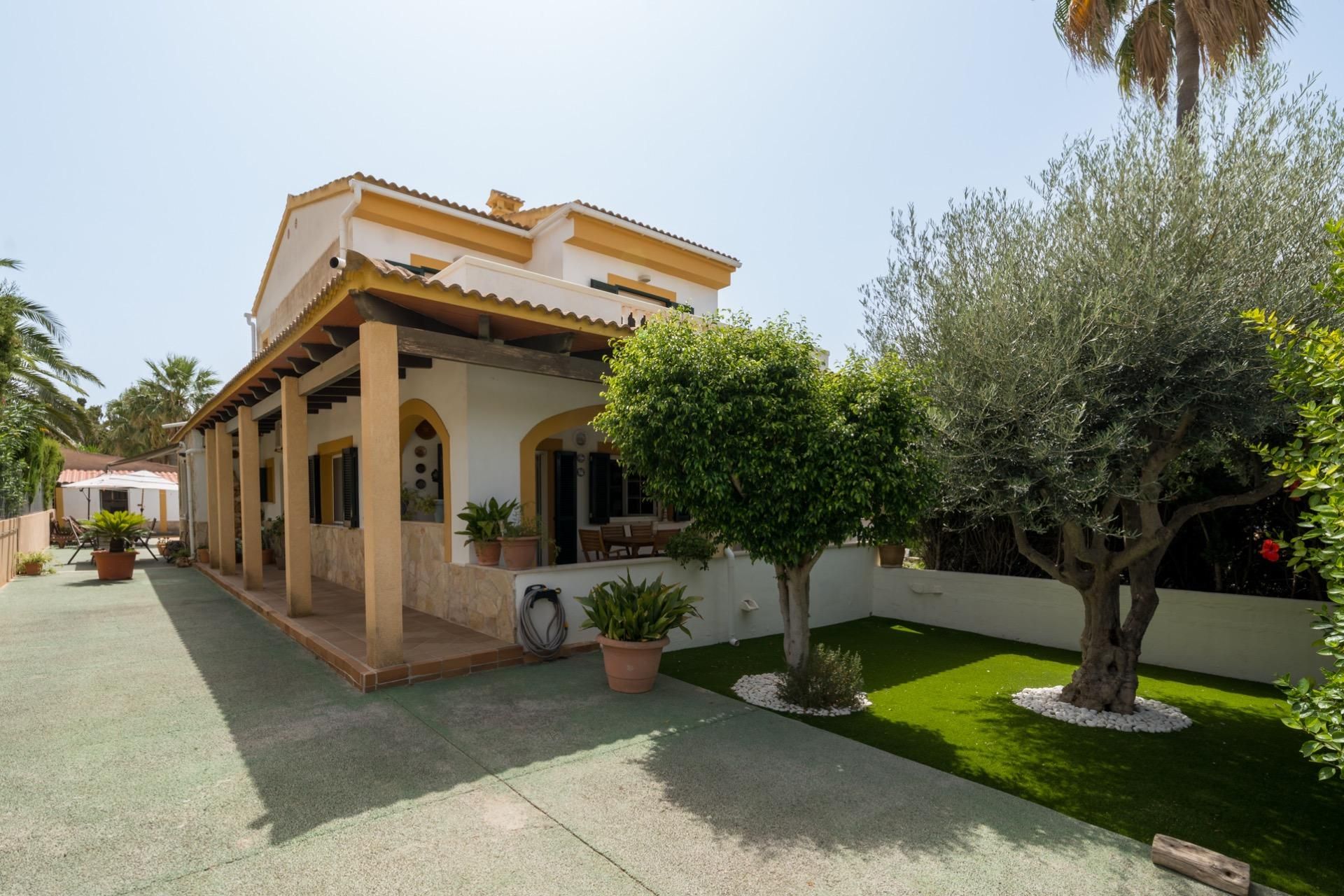 Exterior view of Single-family semi-detached for sale in Llucmajor  with Air Conditioner and Swimming Pool