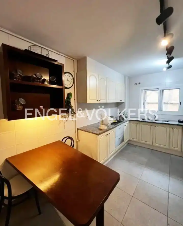 Flat with terrace for sale in Carrer Sant Llàtzer, imagen 4