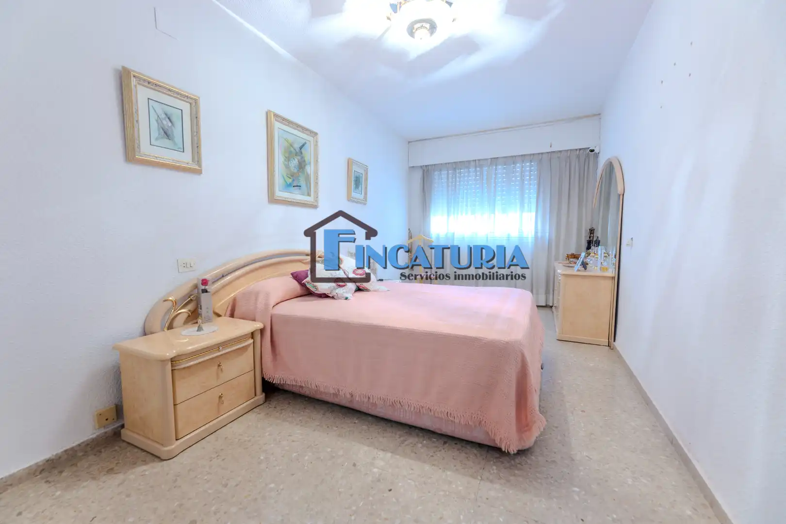 Schlafzimmer von Wohnung zum Verkauf in Mislata mit Klimaanlage, Abstellraum und Balkon