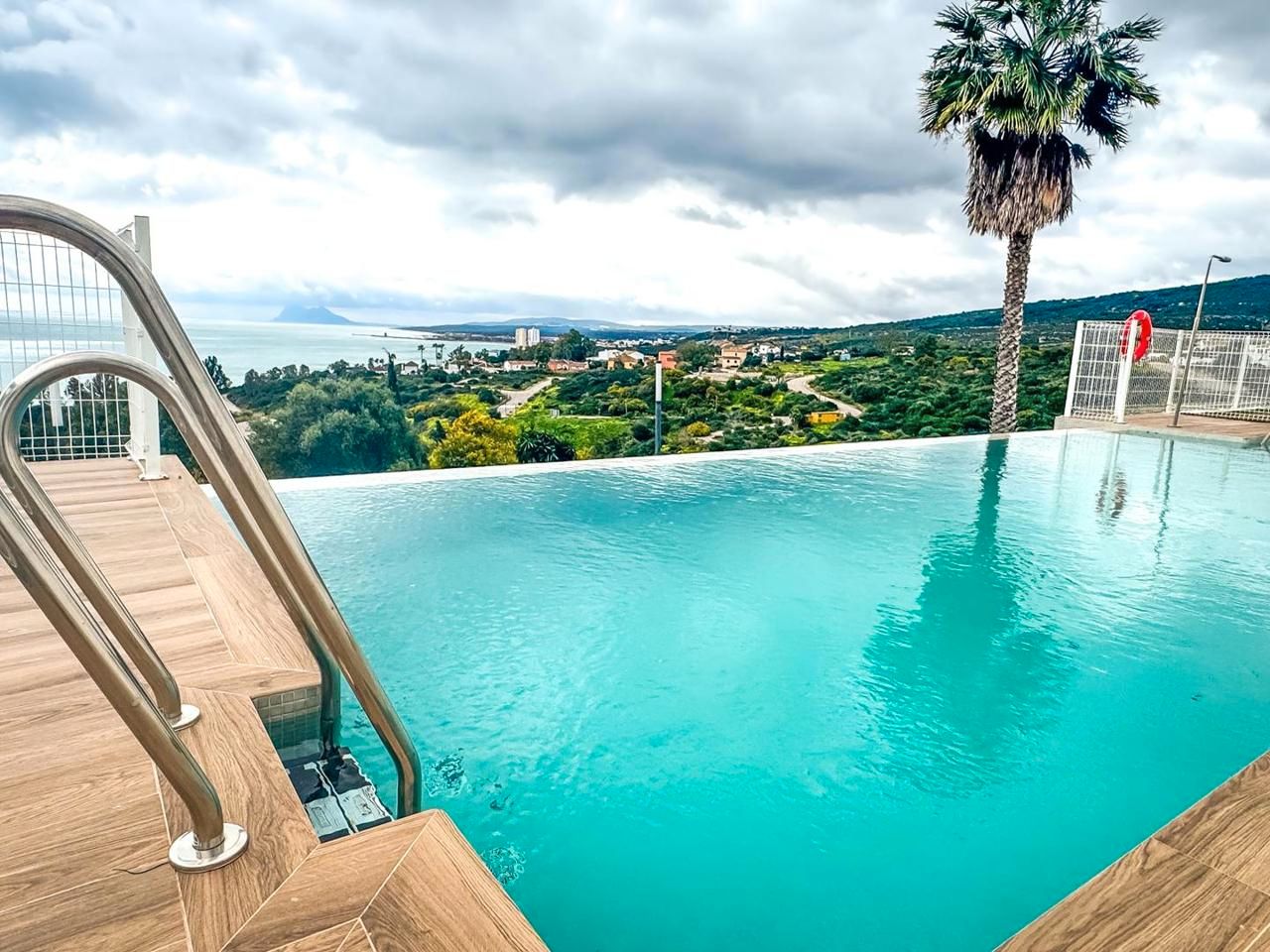 Swimming pool of Single-family semi-detached for sale in Manilva  with Air Conditioner, Heating and Terrace