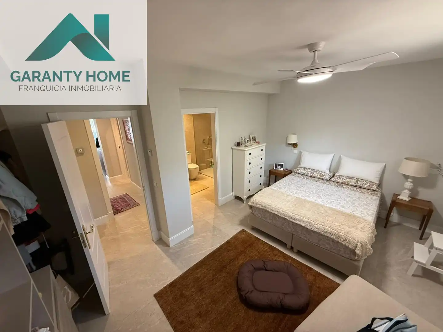 Habitación de Casa adosada en venta en Layos con Aire acondicionado, Calefacción y Jardín privado