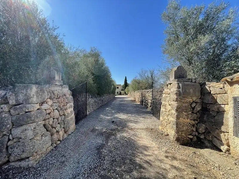 Vista exterior de Finca rústica en venta en Llucmajor con Aire acondicionado, Calefacción y Jardín privado
