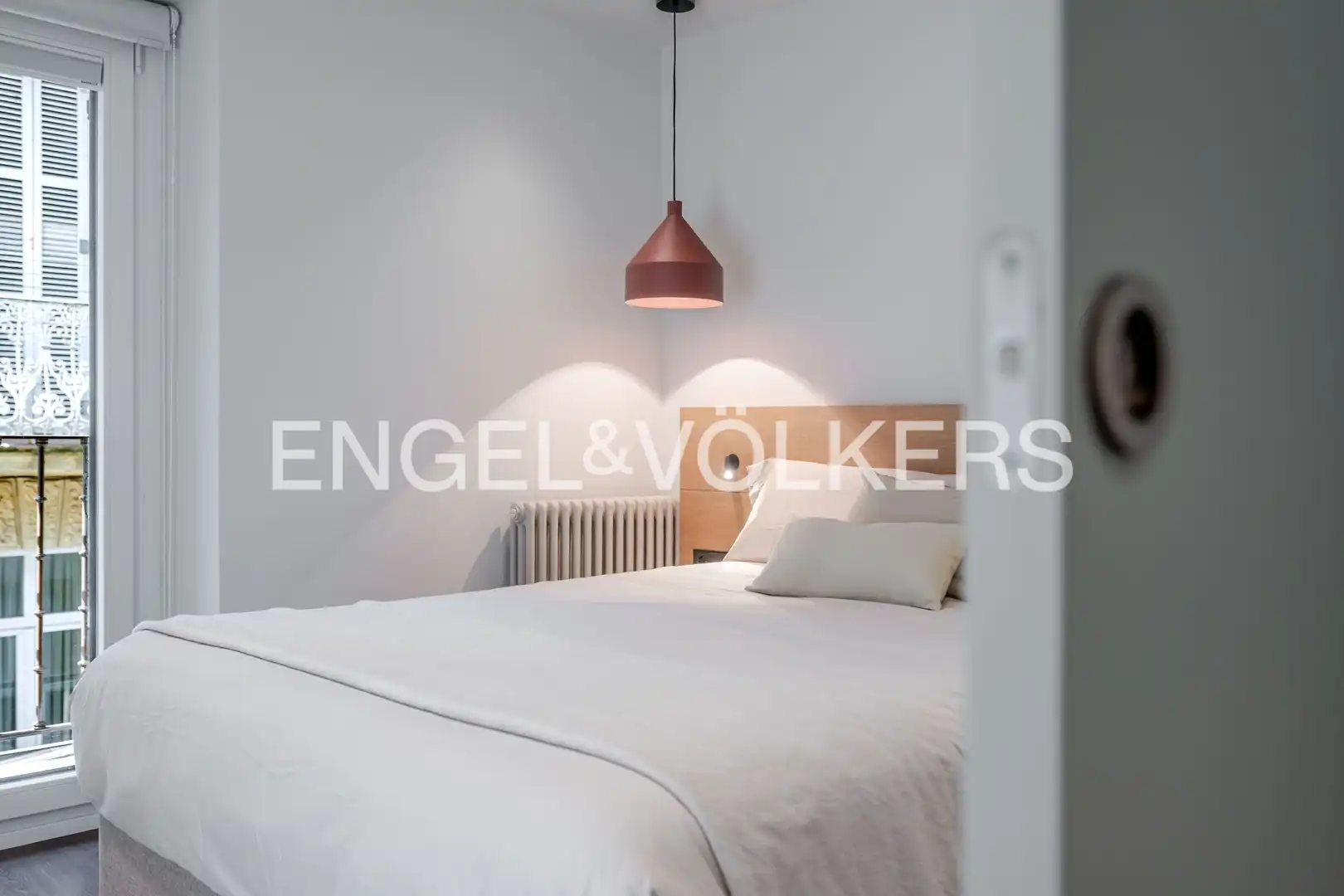Habitación de Dúplex de alquiler en Zarautz con Calefacción, Amueblado y Balcón
