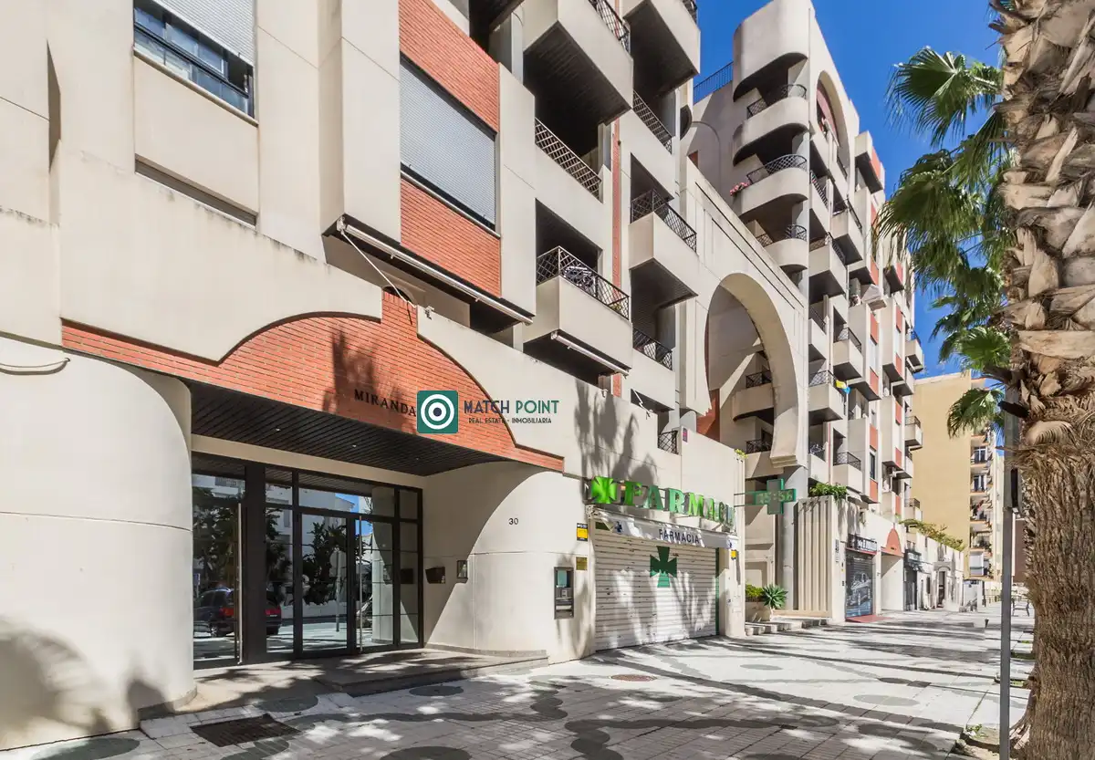 Vista exterior de Piso en venta en Almuñécar