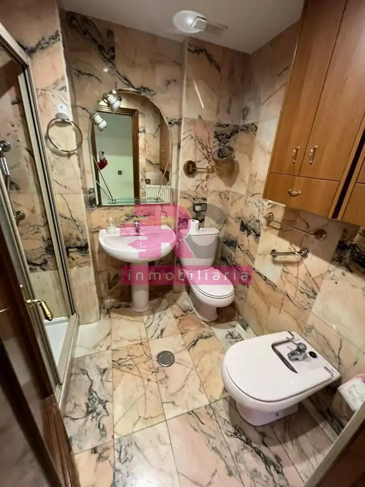 Baño de Piso en venta en Salamanca con Calefacción y Parquet