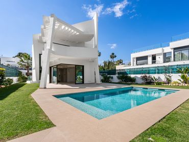Casa amb balcó en venda a Benamara - Atalaya