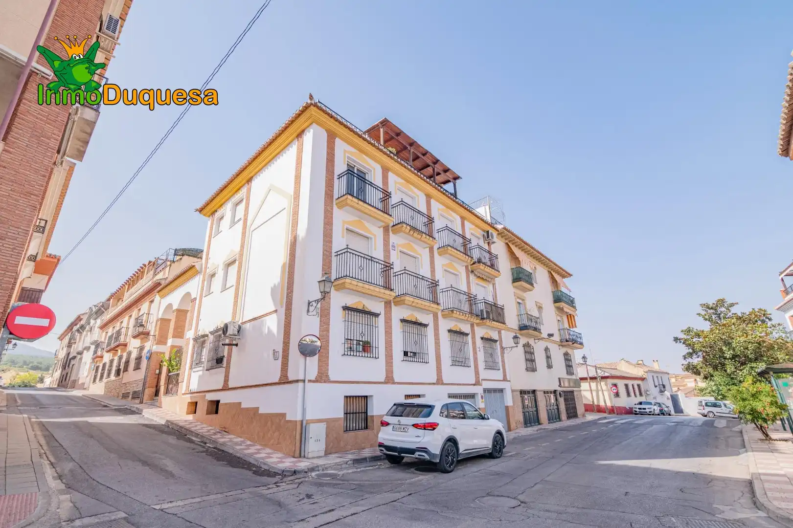 Vista exterior de Piso en venta en La Zubia con Aire acondicionado, Calefacción y Terraza