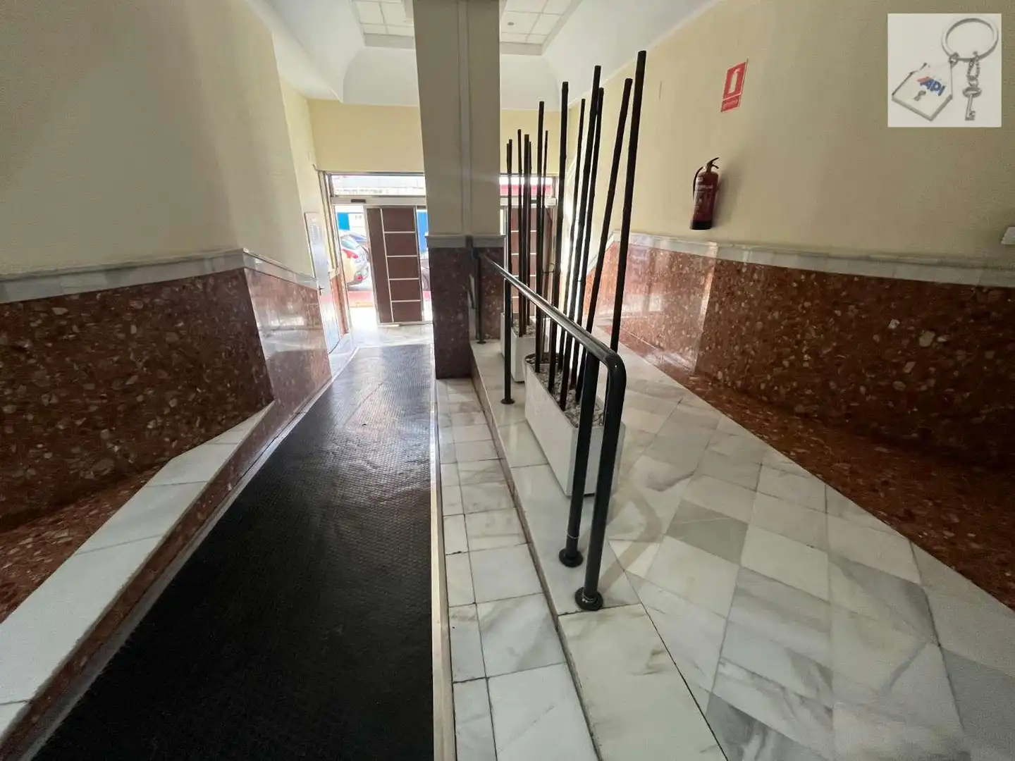 Apartamento en venta en Torrevieja con Piscina y Amueblado