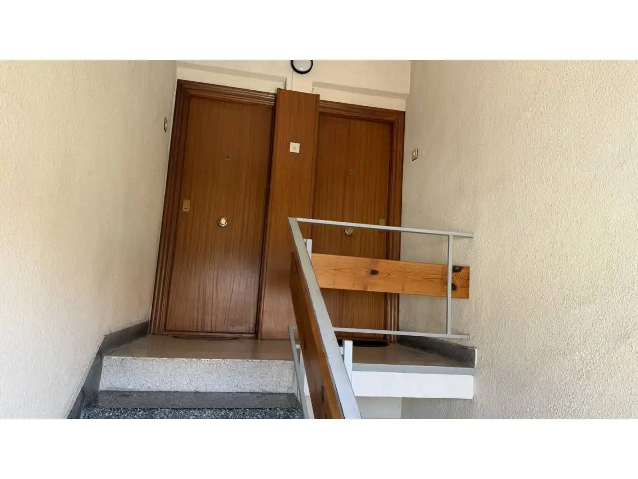 Piso en venta en Espinosa de los Monteros con Calefacción, Terraza y Amueblado