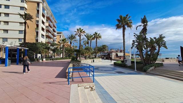 Piso en Venta en Calle Pacífico, 41 en Paseo Marítimo Oeste - Pacífico