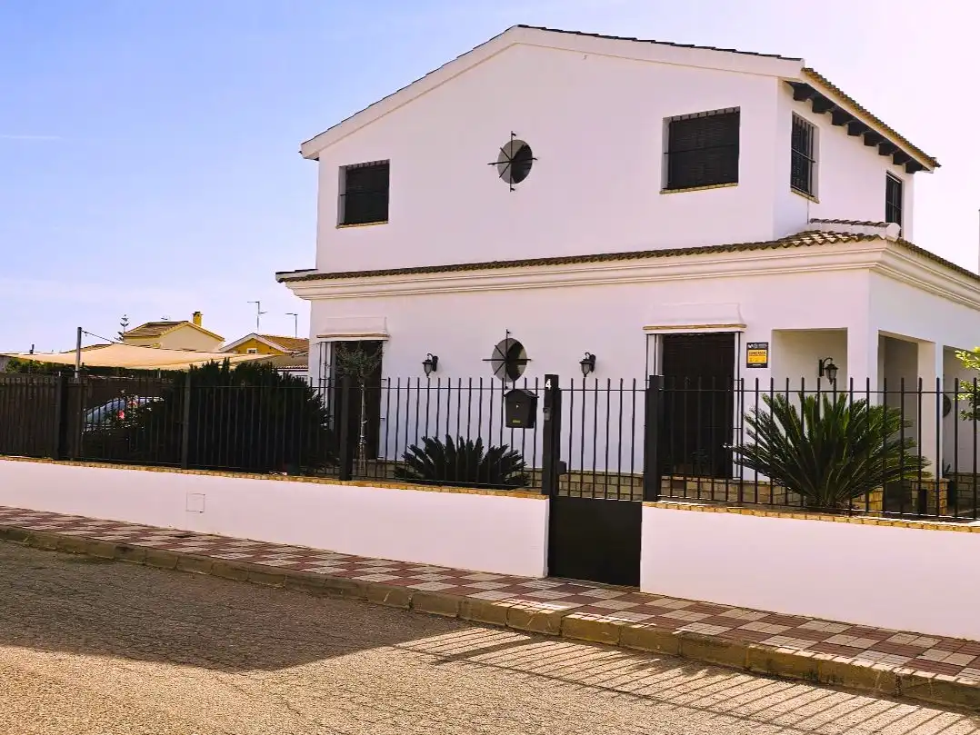 Chalet con jardín en venta en Federico García Lorca 4, imagen 7