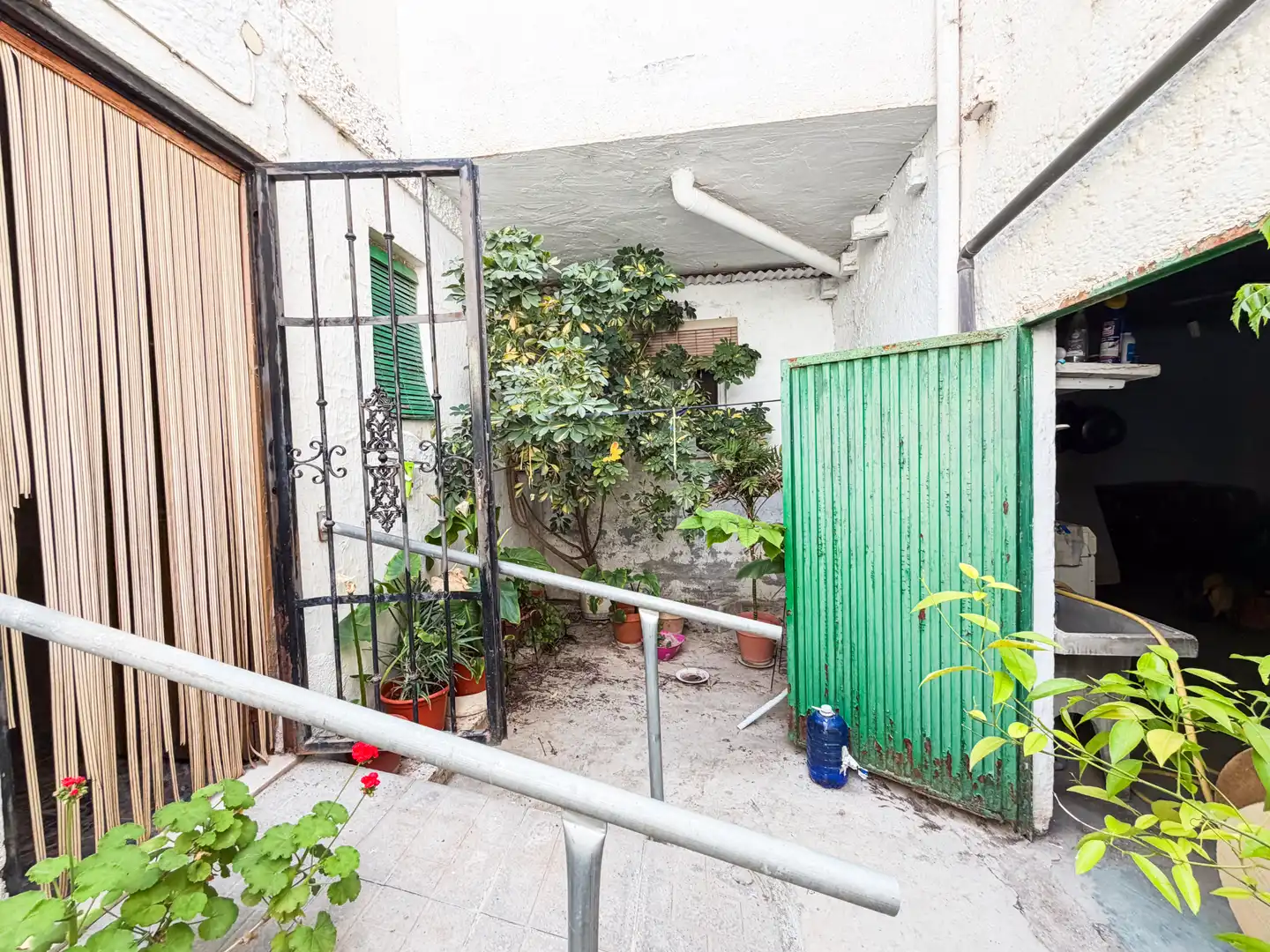Balcony of Houses for sale in Baza  with Terrace, Furnished and Balcony