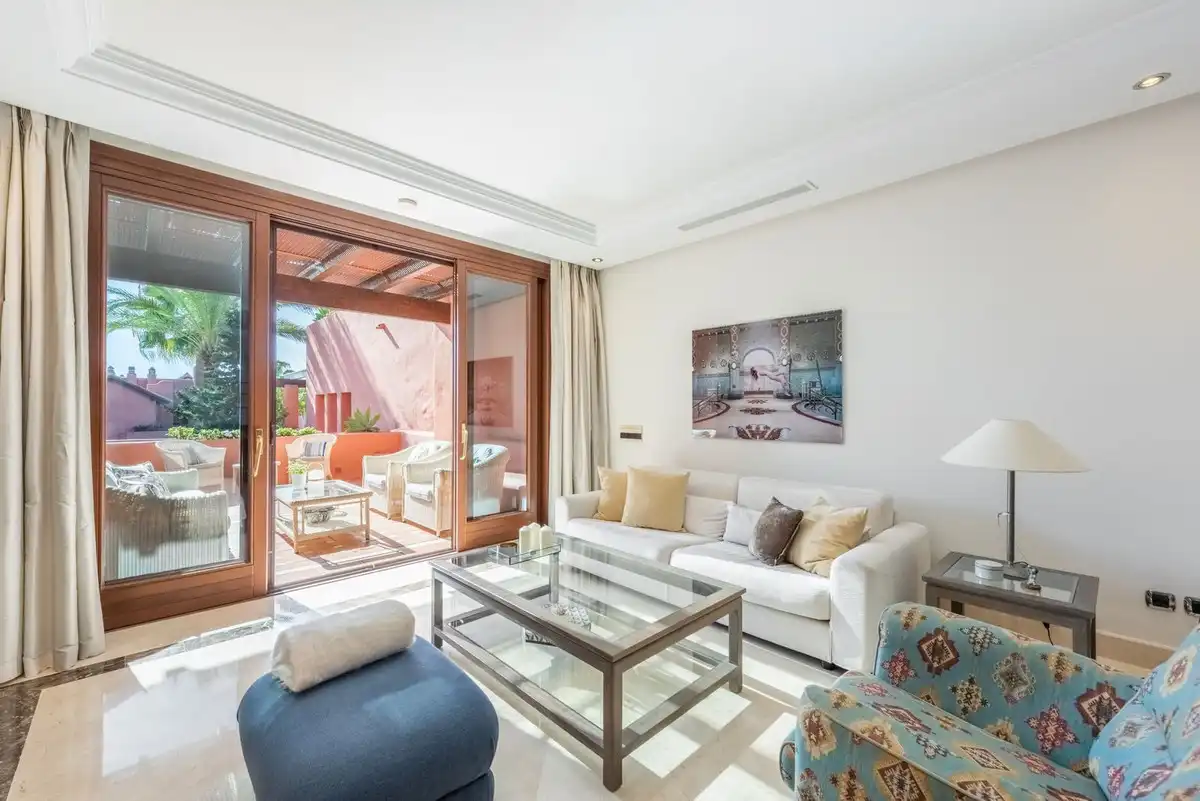 Penthouse with pool for sale in Selwo, imagen 24