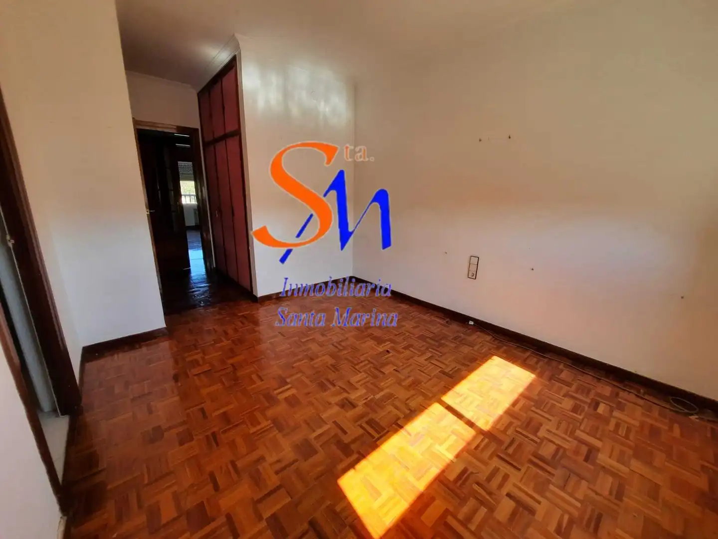 Flat with lift for sale in Avenida de Cristobal Colón 12d, imagen 5