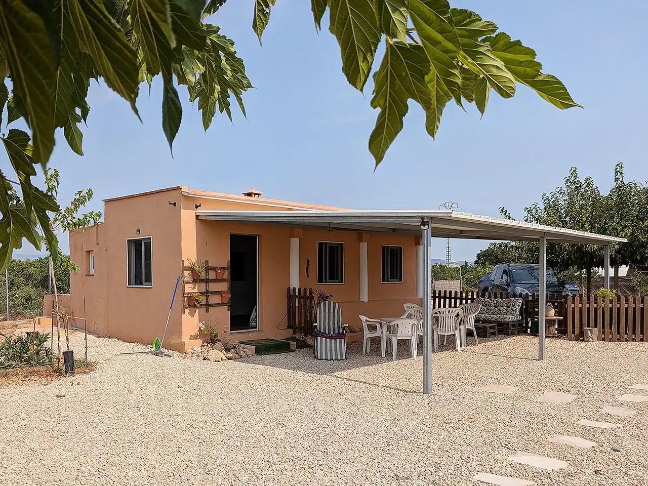 Vista exterior de Finca rústica en venda en Vinaròs amb Terrassa i Piscina
