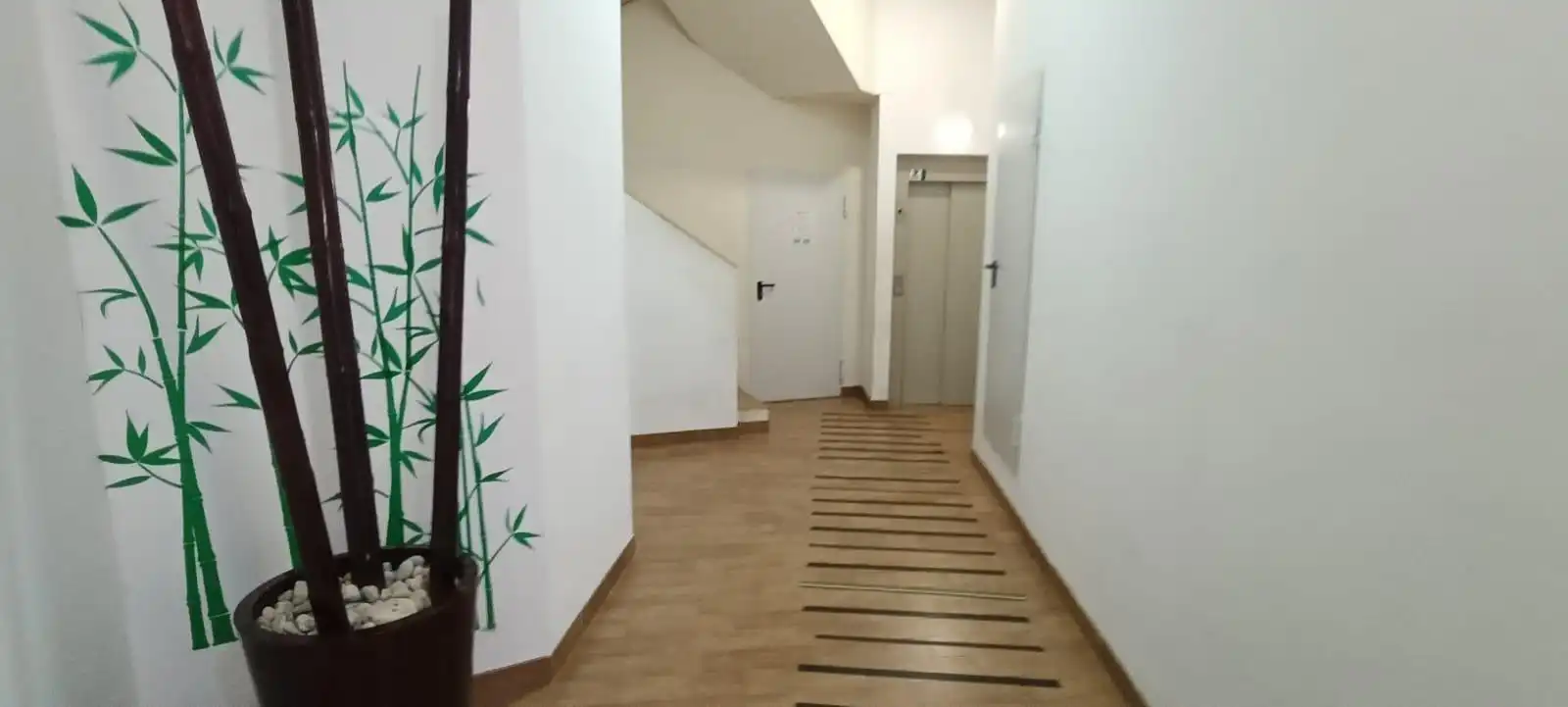 Dachboden zum Verkauf in L'Ampolla mit Terrasse und Balkon