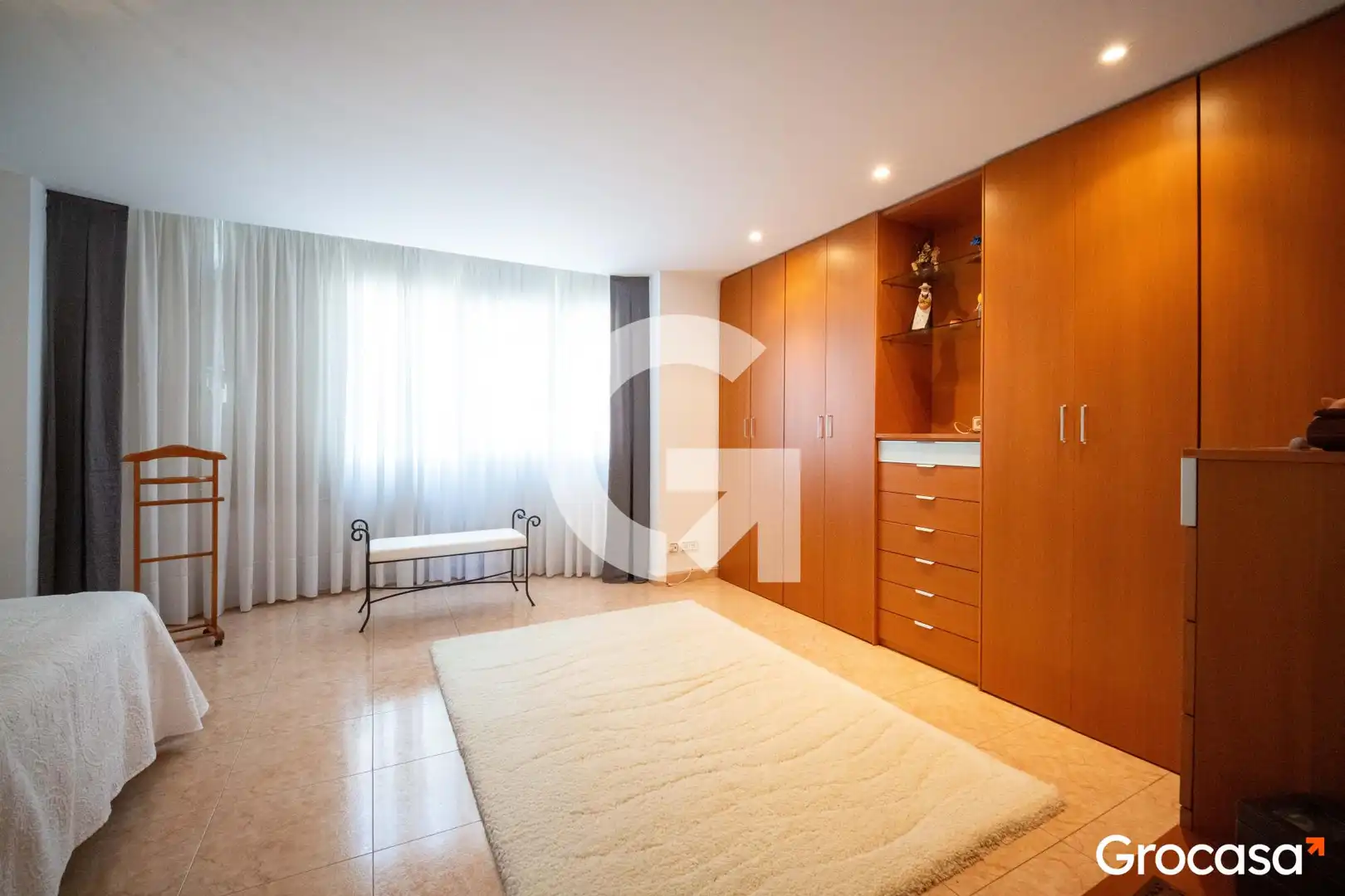 Habitación de Casa adosada en venta en Mataró con Aire acondicionado, Calefacción y Jardín privado