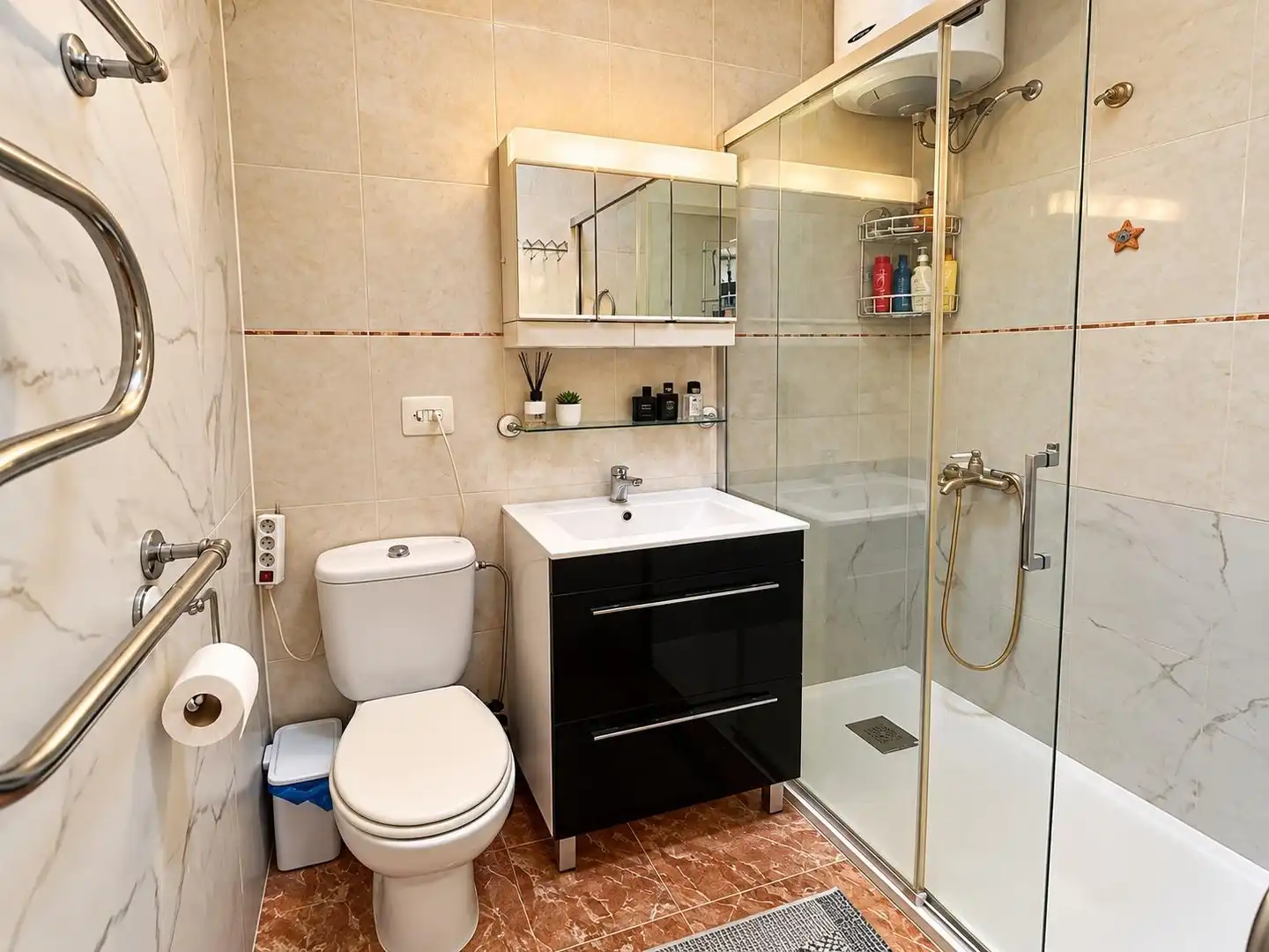Baño de Casa o chalet en venta en Torrevieja con Aire acondicionado, Jardín privado y Amueblado