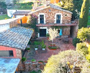 Jardí de Casa o xalet en venda en Mont-ras amb Aire condicionat, Calefacció i Jardí privat