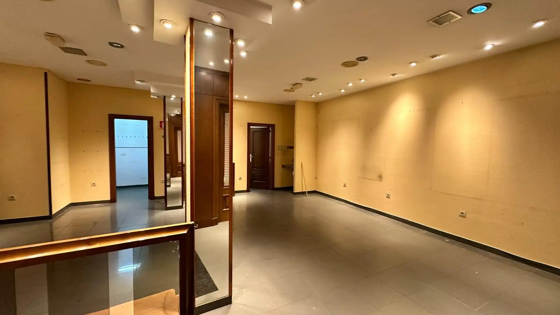 Local en venta en Soria Capital 