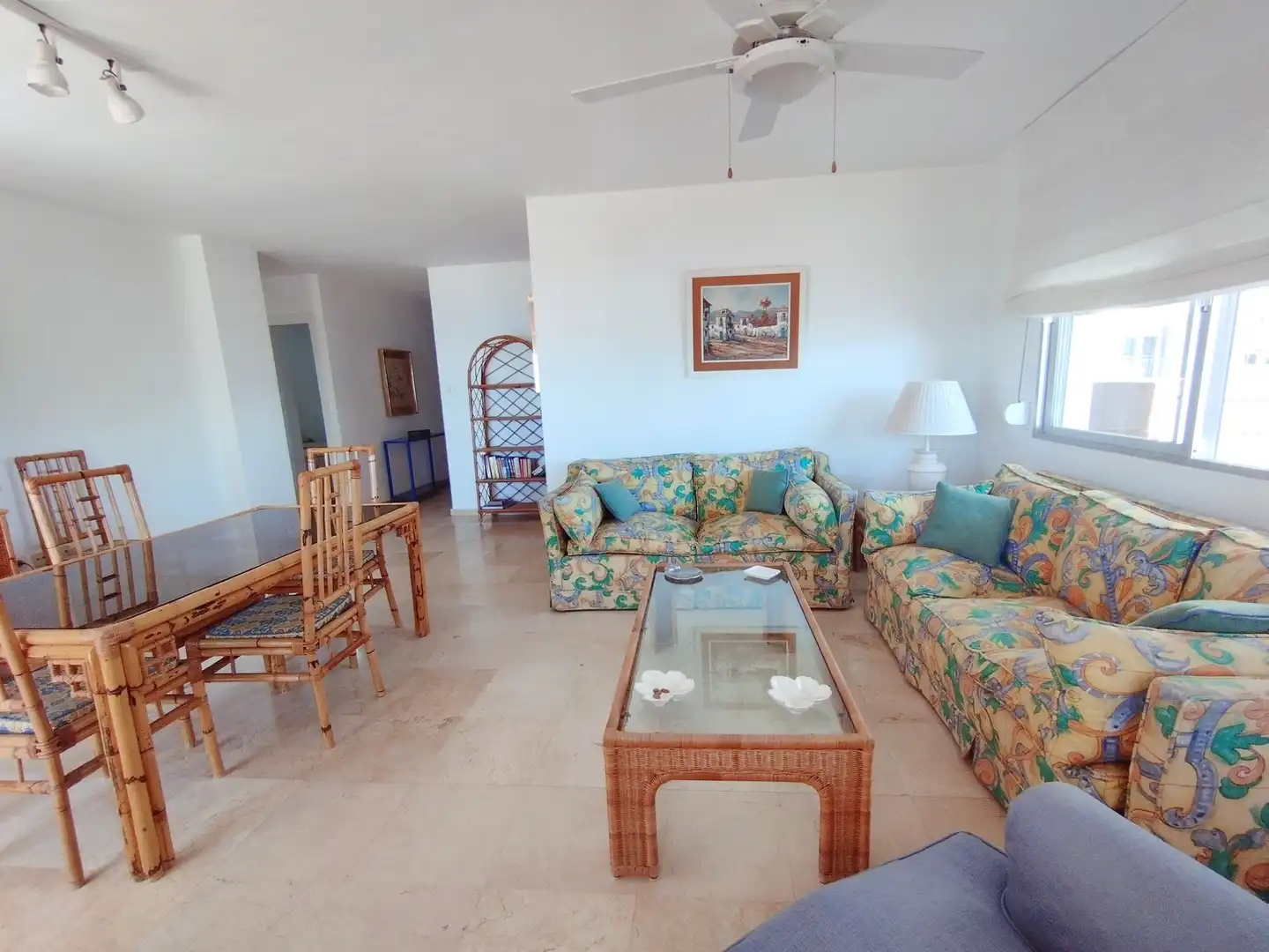 Sala de estar de Apartamento de alquiler en Fuengirola con Terraza