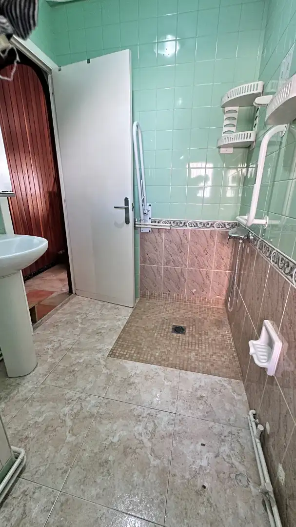 Bany de Casa o xalet en venda en Reus amb Calefacció, Jardí privat i Terrassa