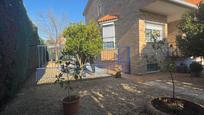 Garden of Single-family semi-detached for sale in Badajoz Capital  with Air Conditioner, Heating and Private garden