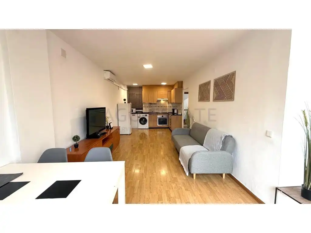 Sala d'estar de Pis de lloguer en Finestrat amb Aire condicionat, Moblat i Forn
