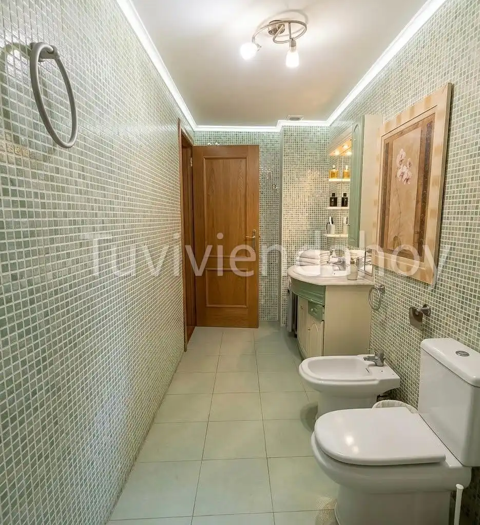 Piso en venta en ZONA C/ TOLEDO, Centro