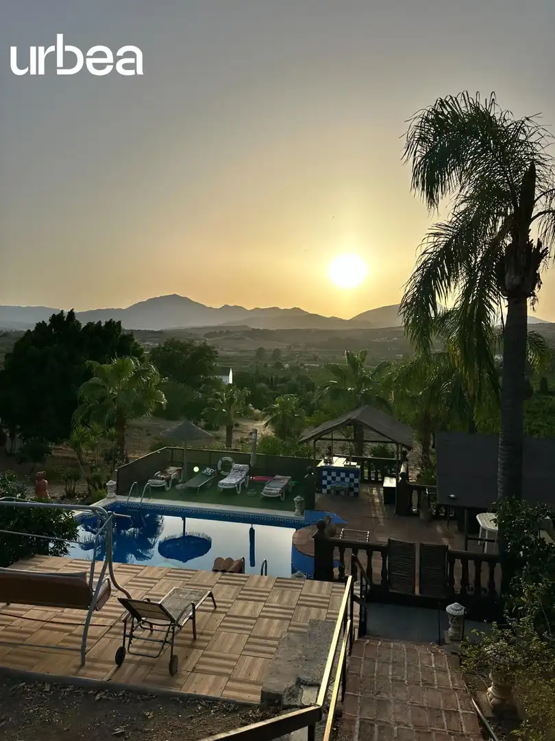 Finca rústica en venda en Pizarra amb Aire condicionat, Calefacció i Jardí privat