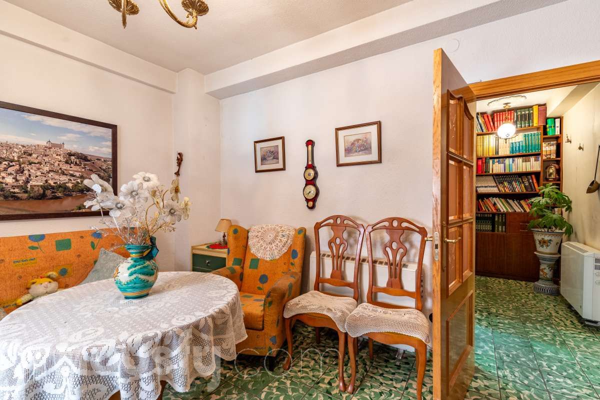Dining room of Flat for sale in  Toledo Capital  with Heating
