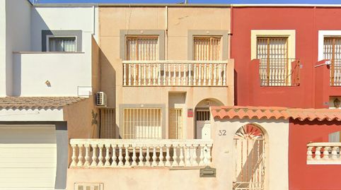 Foto 2 de Piso en venta en Calle Menendez Pelayo 32, Roquetas de Mar, Carretera Mojonera – Cortijos de Marín, Roquetas de Mar