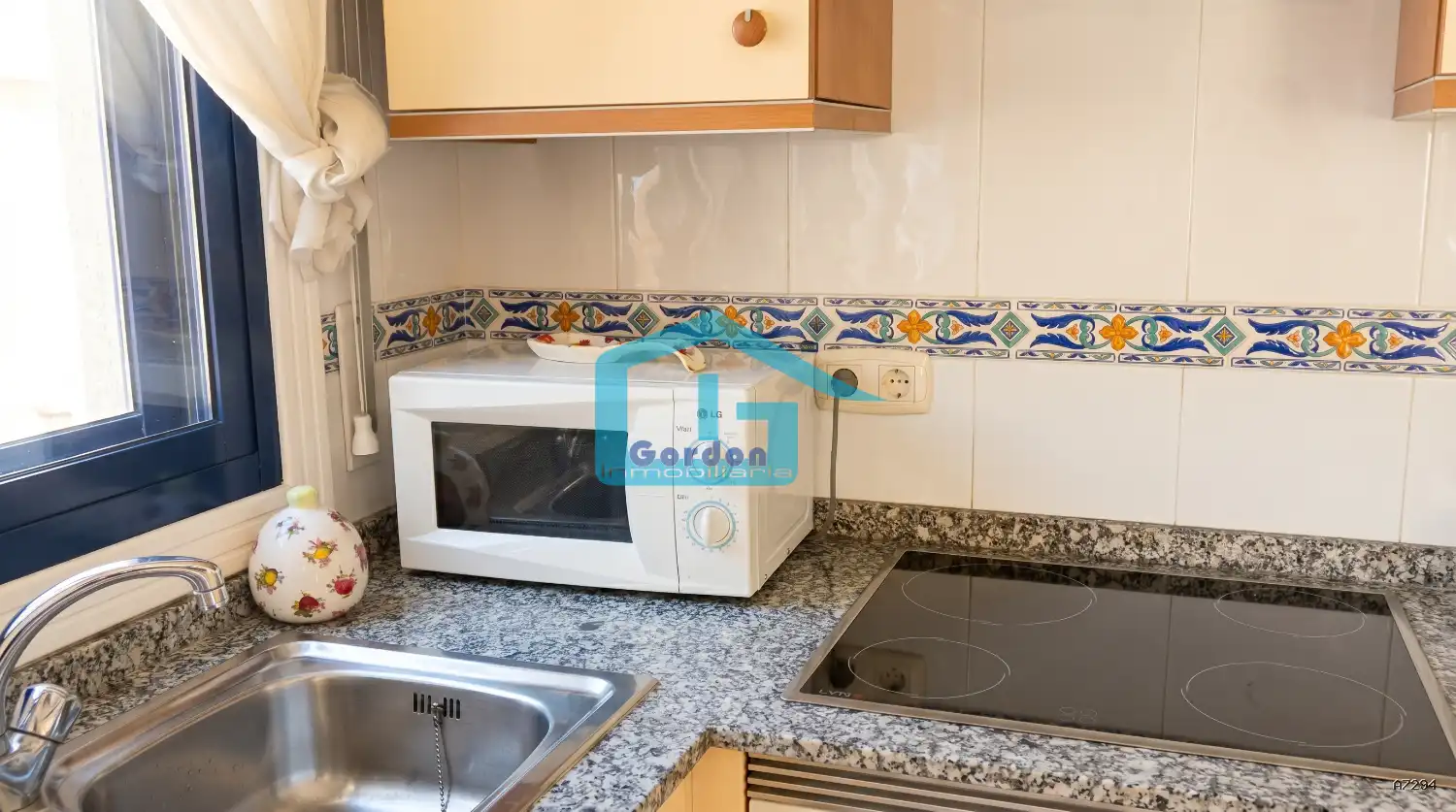 Cocina de Ático de alquiler en Sanxenxo con Terraza y Amueblado