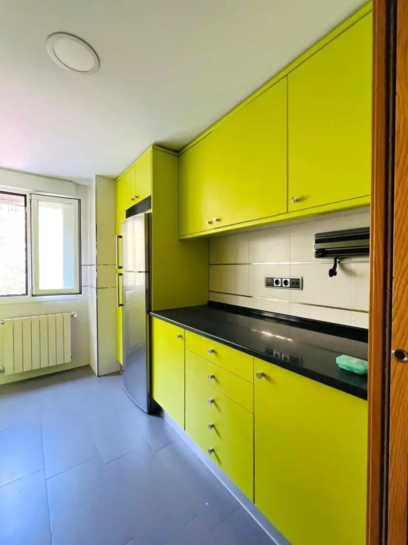 Küche von Wohnung zur Miete in Madrid mit Klimaanlage, Heizung und Möbliert