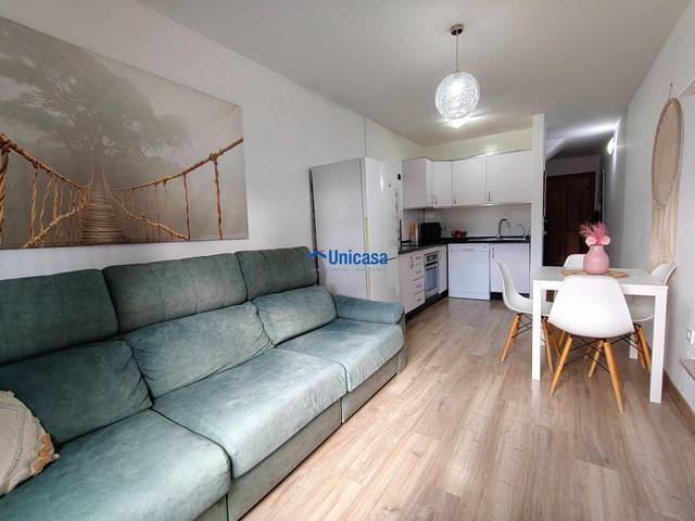 Dúplex en Venta en Calle Calle Domenico Scarlatti, 20 en Fuente Alegre - El Chaparral - Los Morales